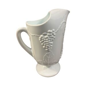 Indiana Glass Co Vintage Colony Harvest Grape White Milk Glass Pitcher